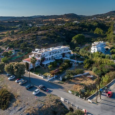 קיוטארי Corafili Holiday Suites מראה חיצוני תמונה
