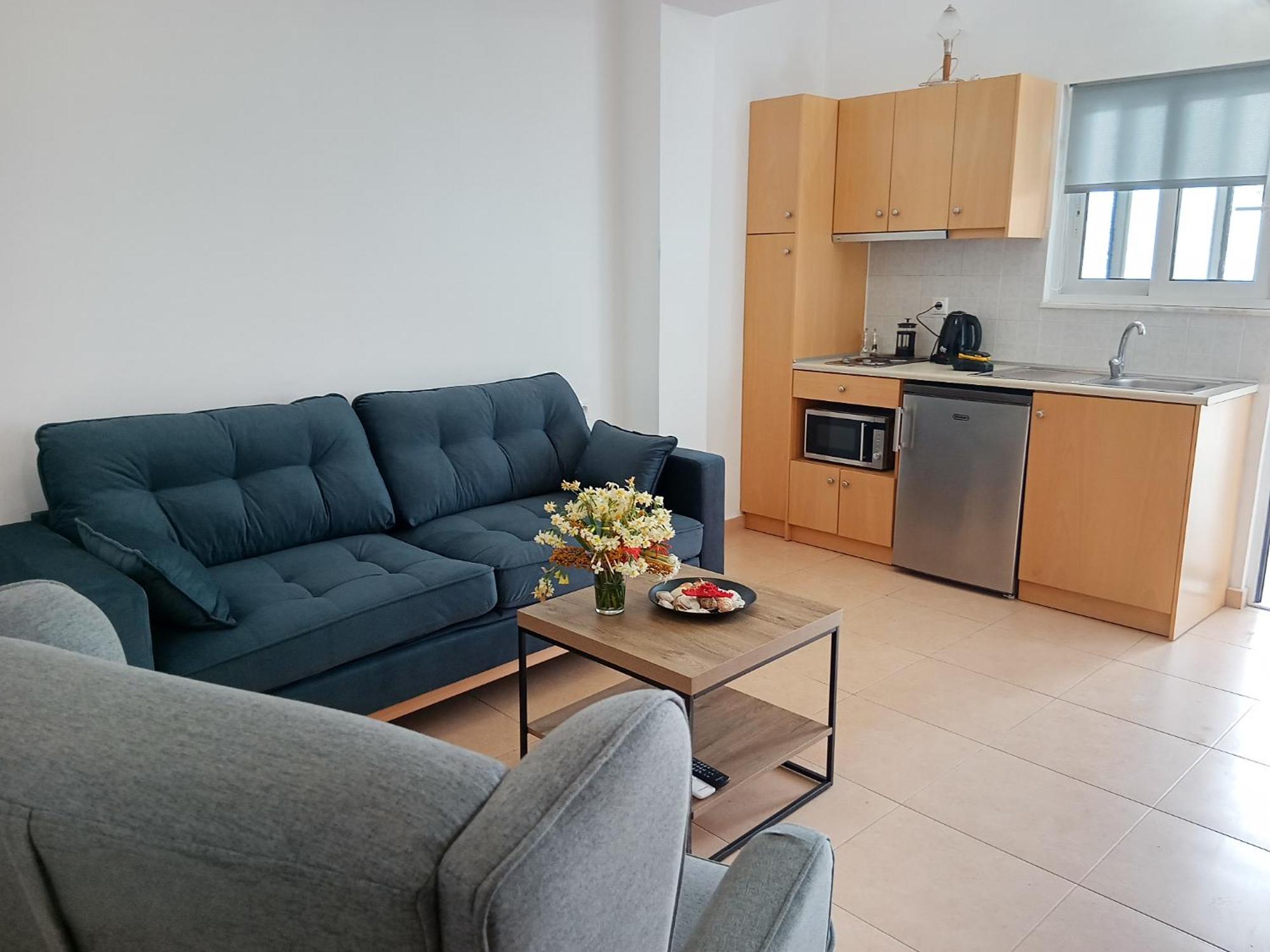 קיוטארי Corafili Holiday Suites מראה חיצוני תמונה