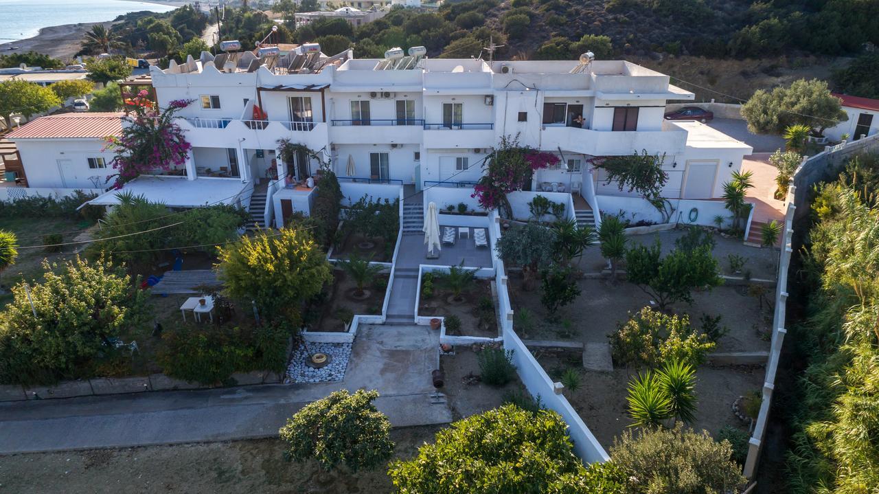 קיוטארי Corafili Holiday Suites מראה חיצוני תמונה