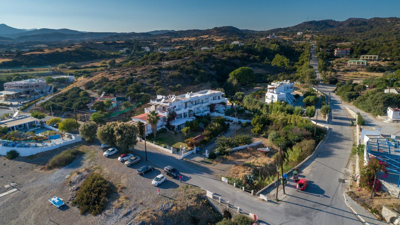 קיוטארי Corafili Holiday Suites מראה חיצוני תמונה